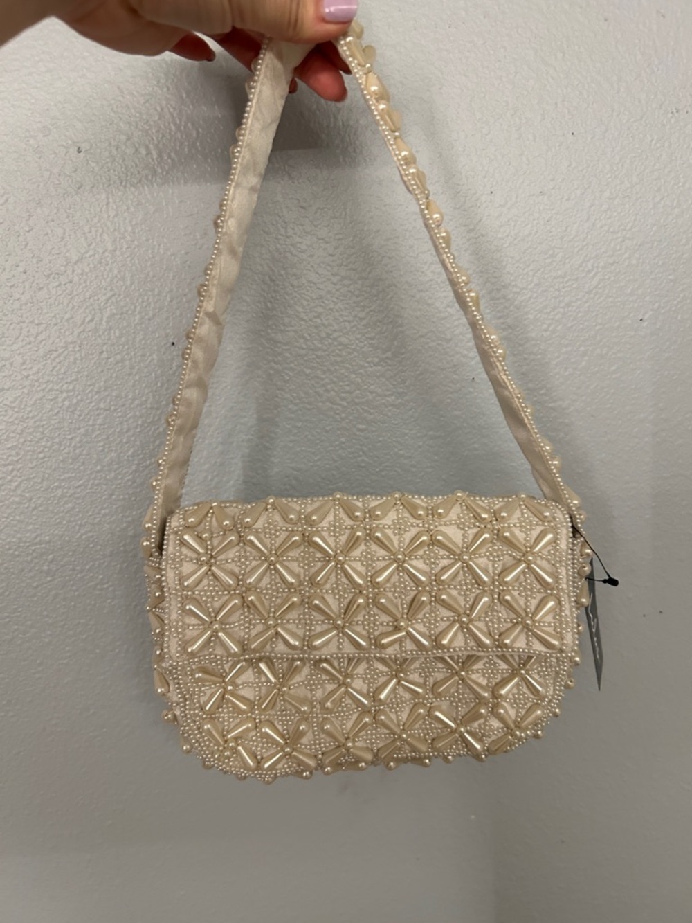 Elegant Pearl-Embellished Cream Shoulder Bag